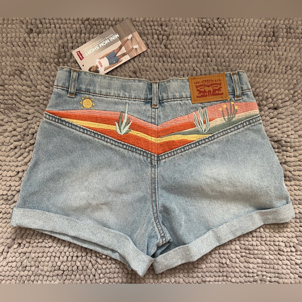 Levi's Mini Mom Blue Embroidered Shorts-12 Girls